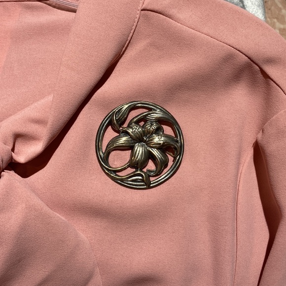 Danecraft Vintage Sterling Lily Art Nouveau Repousse Brooch - Picture 5 of 5